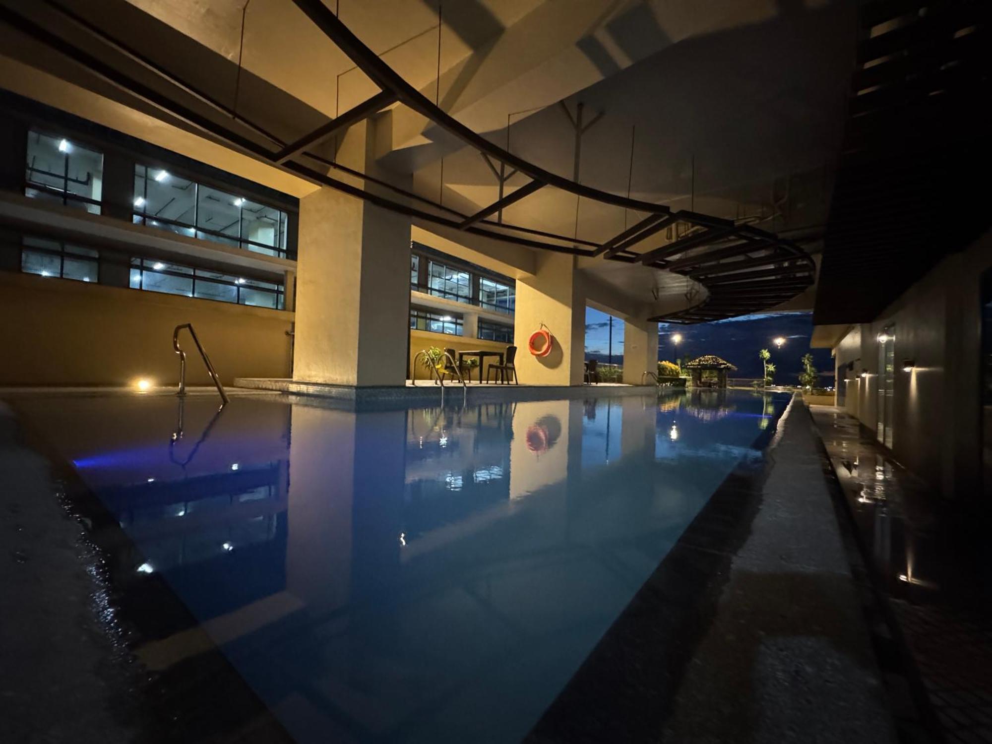Grand Riviera Suites マニラ市 エクステリア 写真