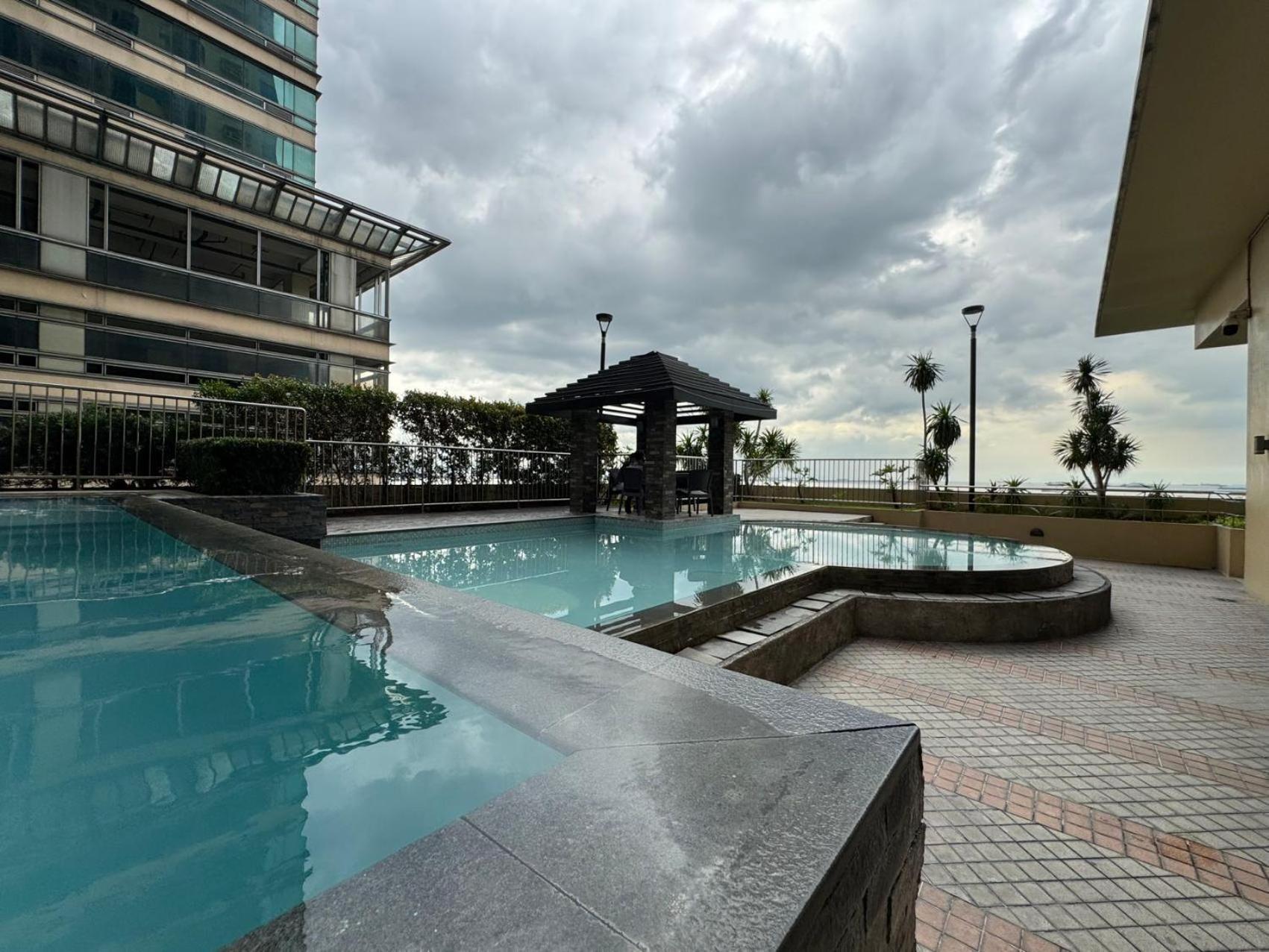 Grand Riviera Suites マニラ市 エクステリア 写真