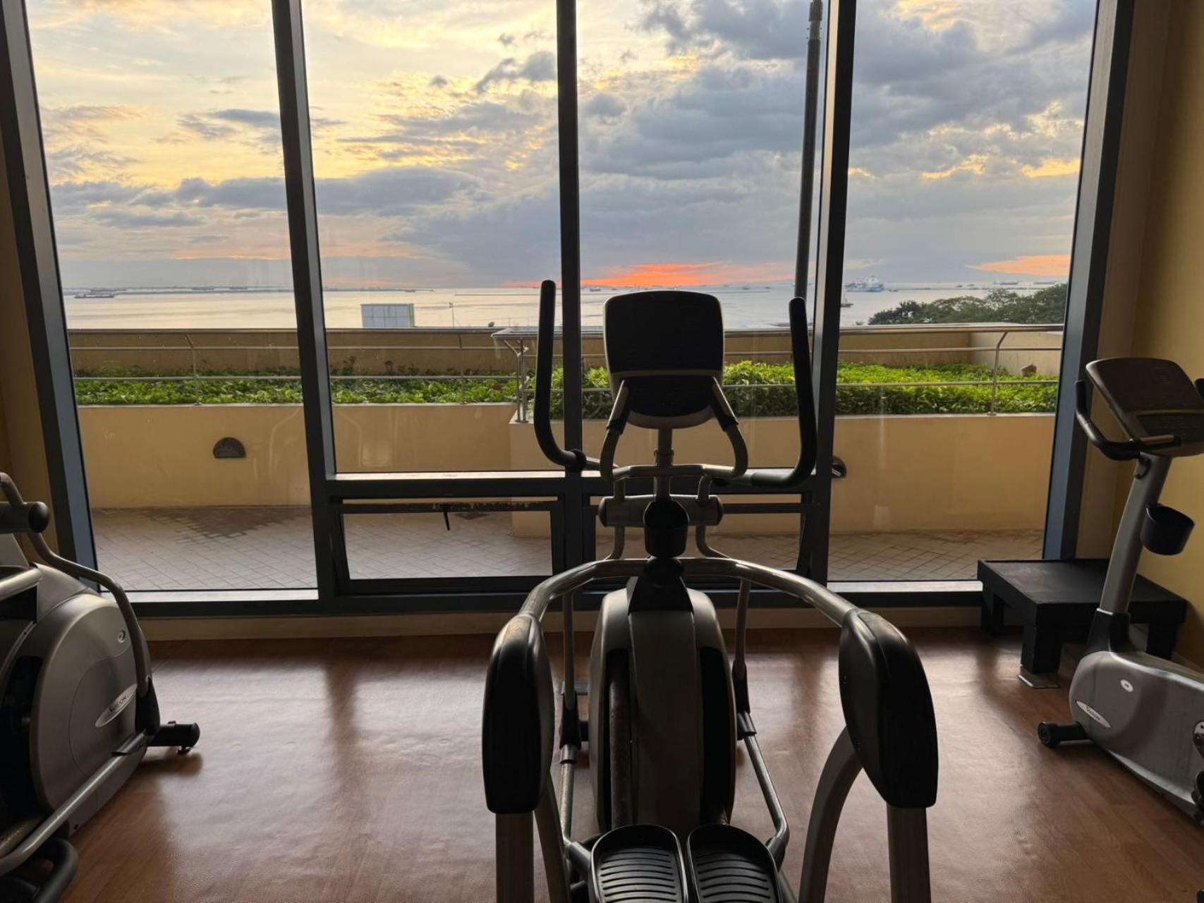 Grand Riviera Suites マニラ市 エクステリア 写真